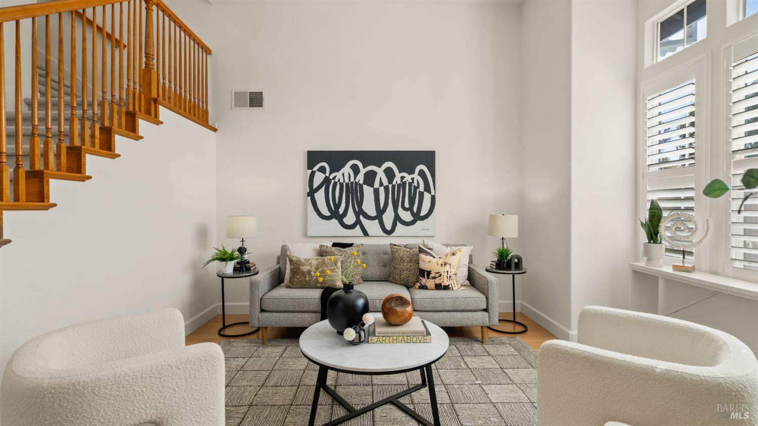 84 Pinheiro Circle