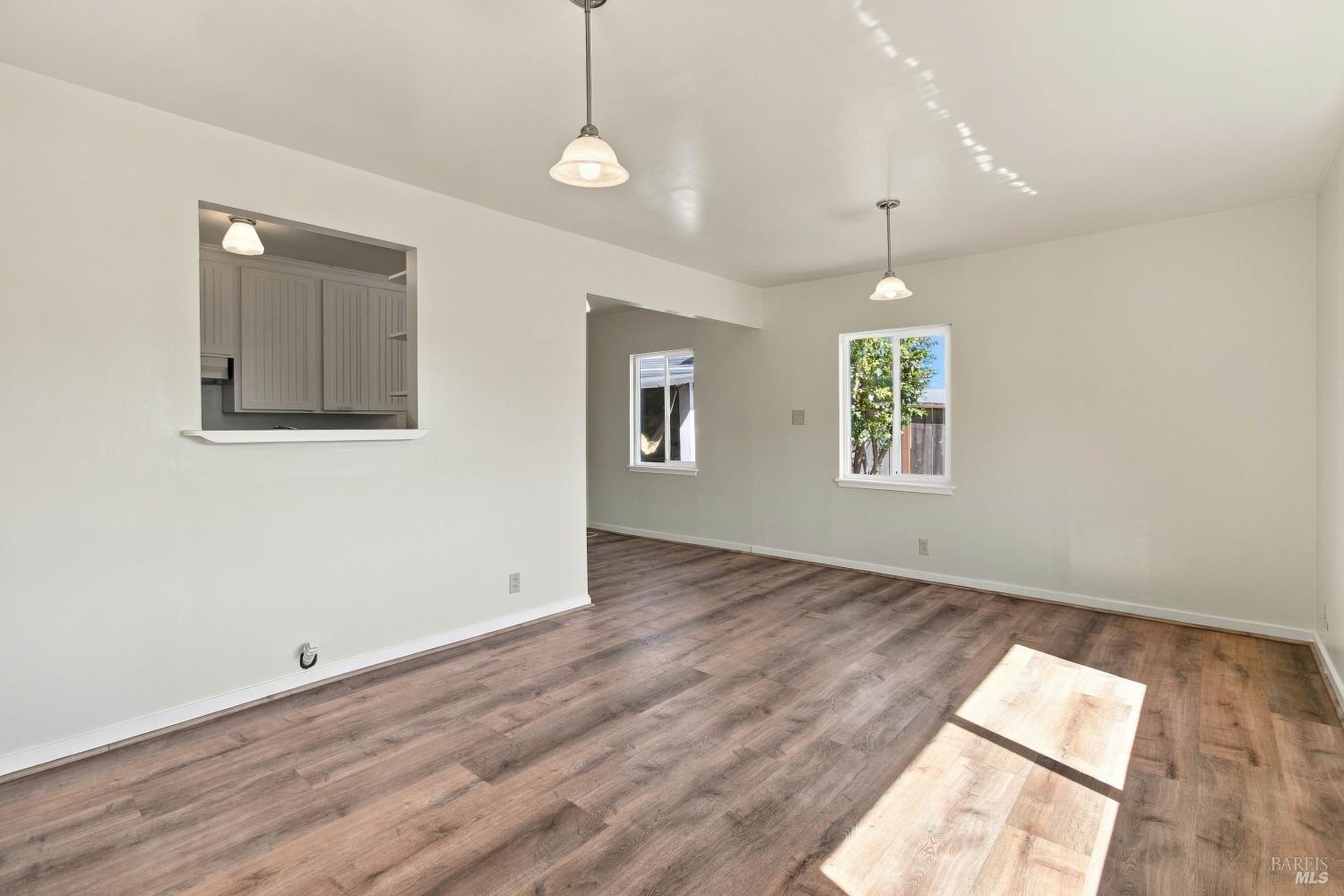 476 Irving Court