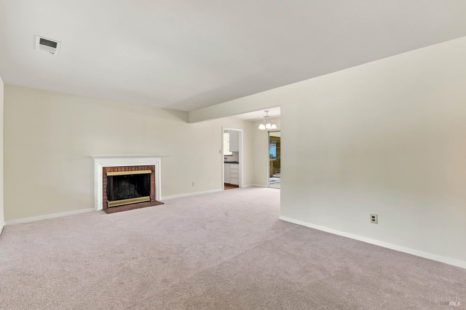 476 Irving Court