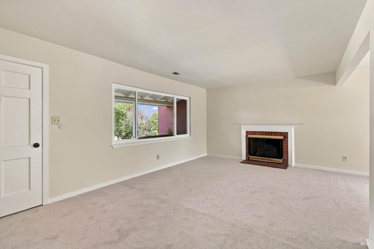 476 Irving Court