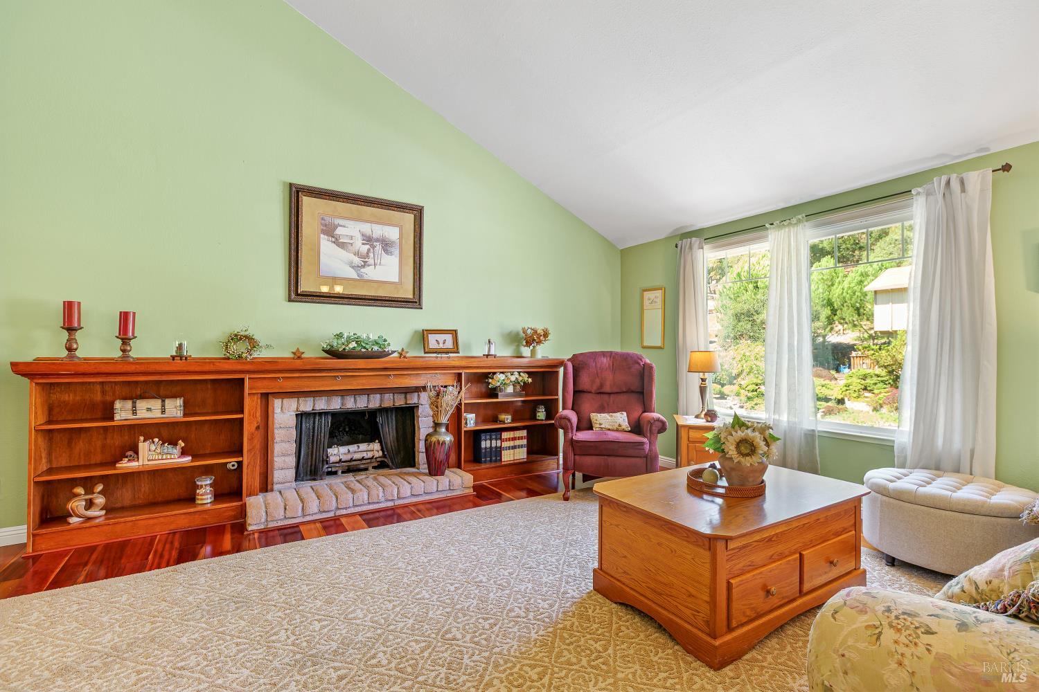 525 Malobar Drive