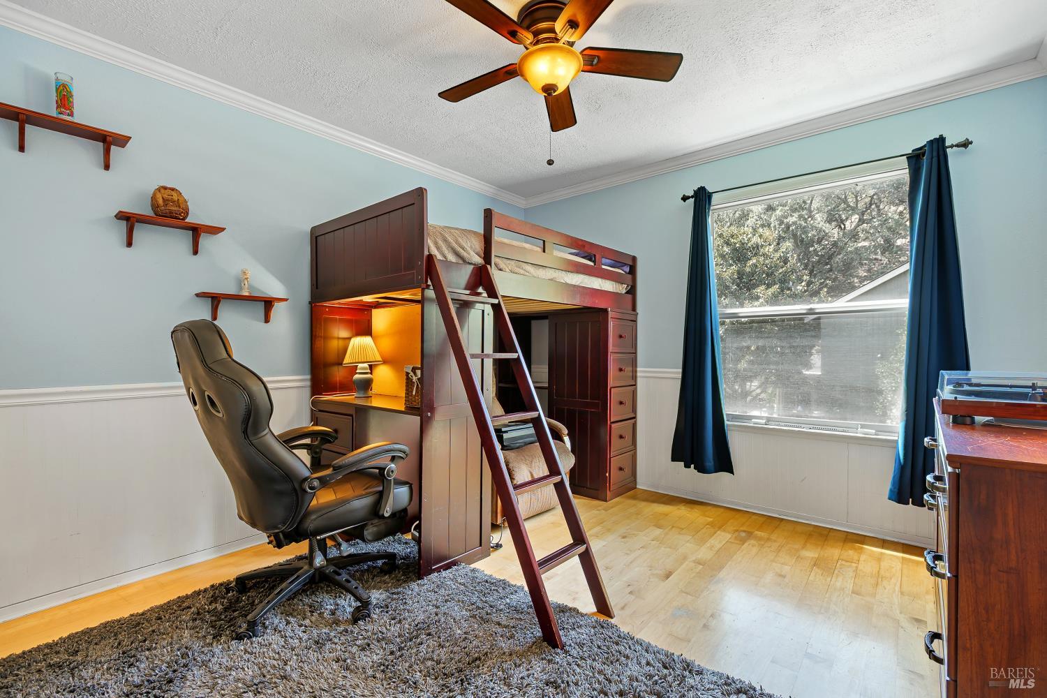 525 Malobar Drive