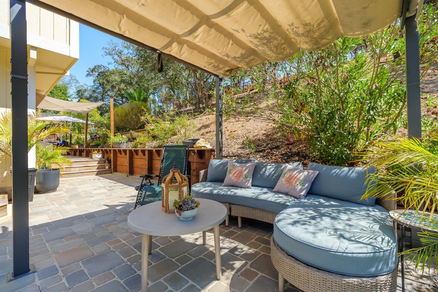 525 Malobar Drive