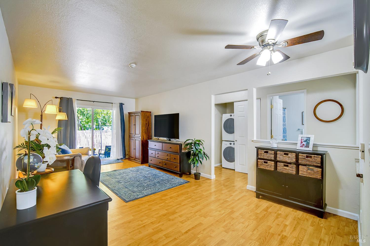 678 Santa Alicia Drive