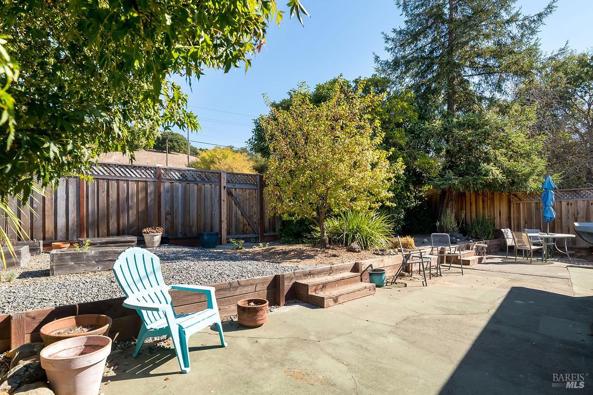 563 Fernando Drive