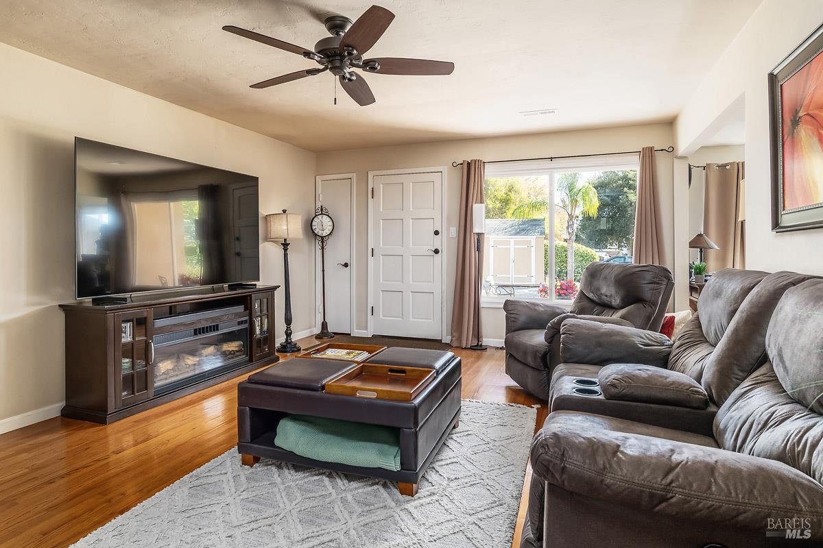 563 Fernando Drive