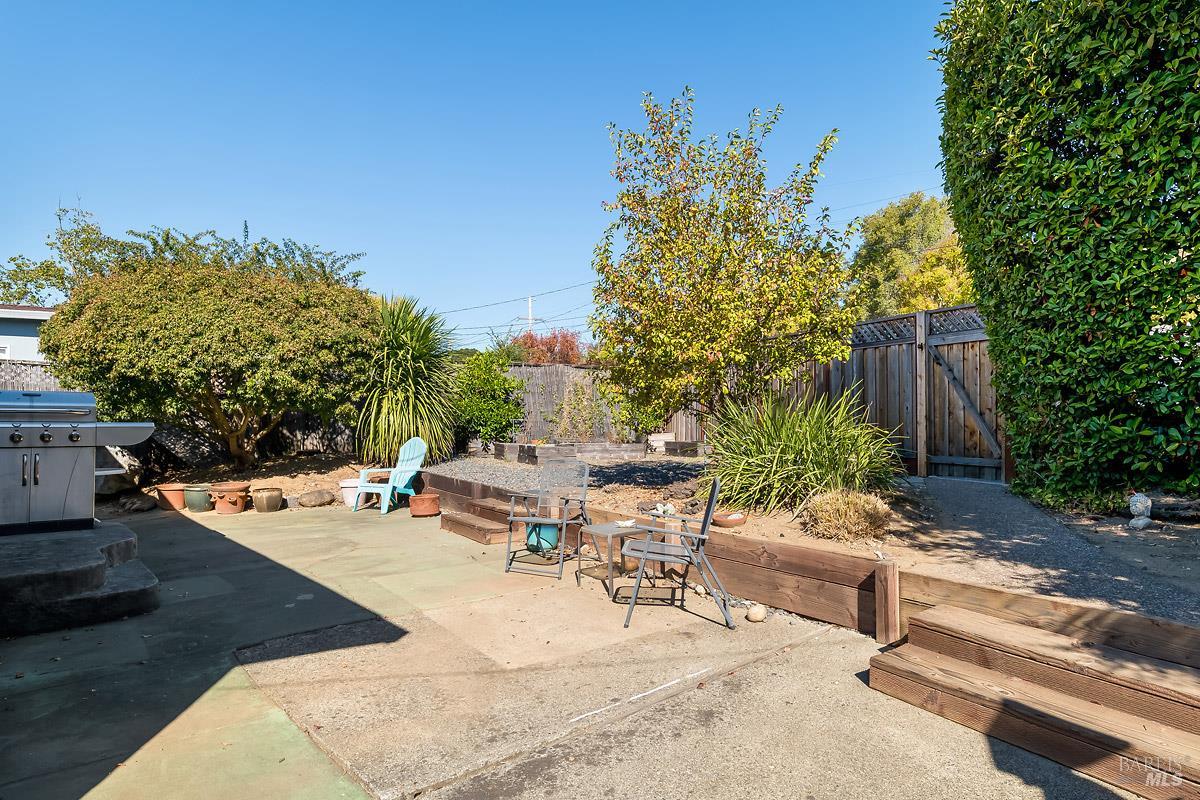 563 Fernando Drive