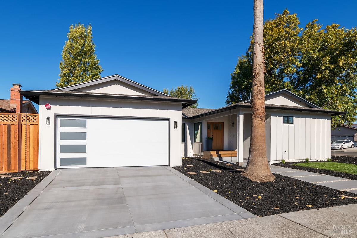 2053 Vista Lane