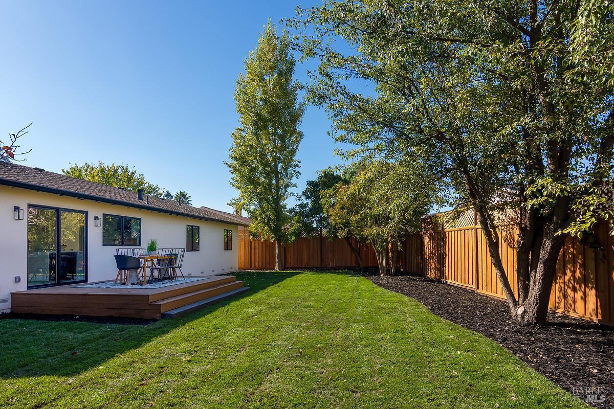 2053 Vista Lane