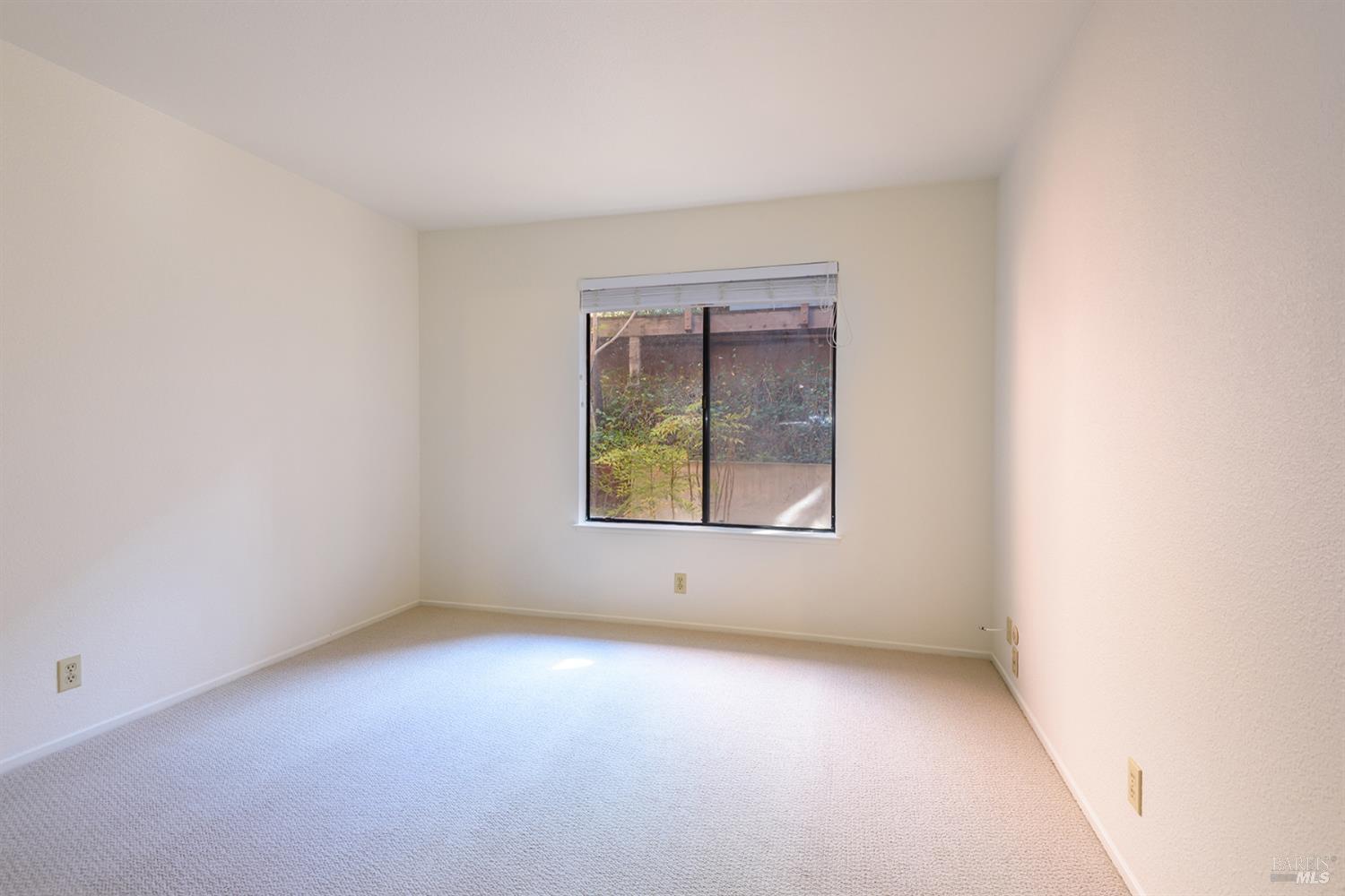 872 Arlene Way