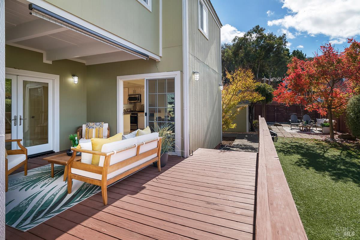 2811 Topaz Drive