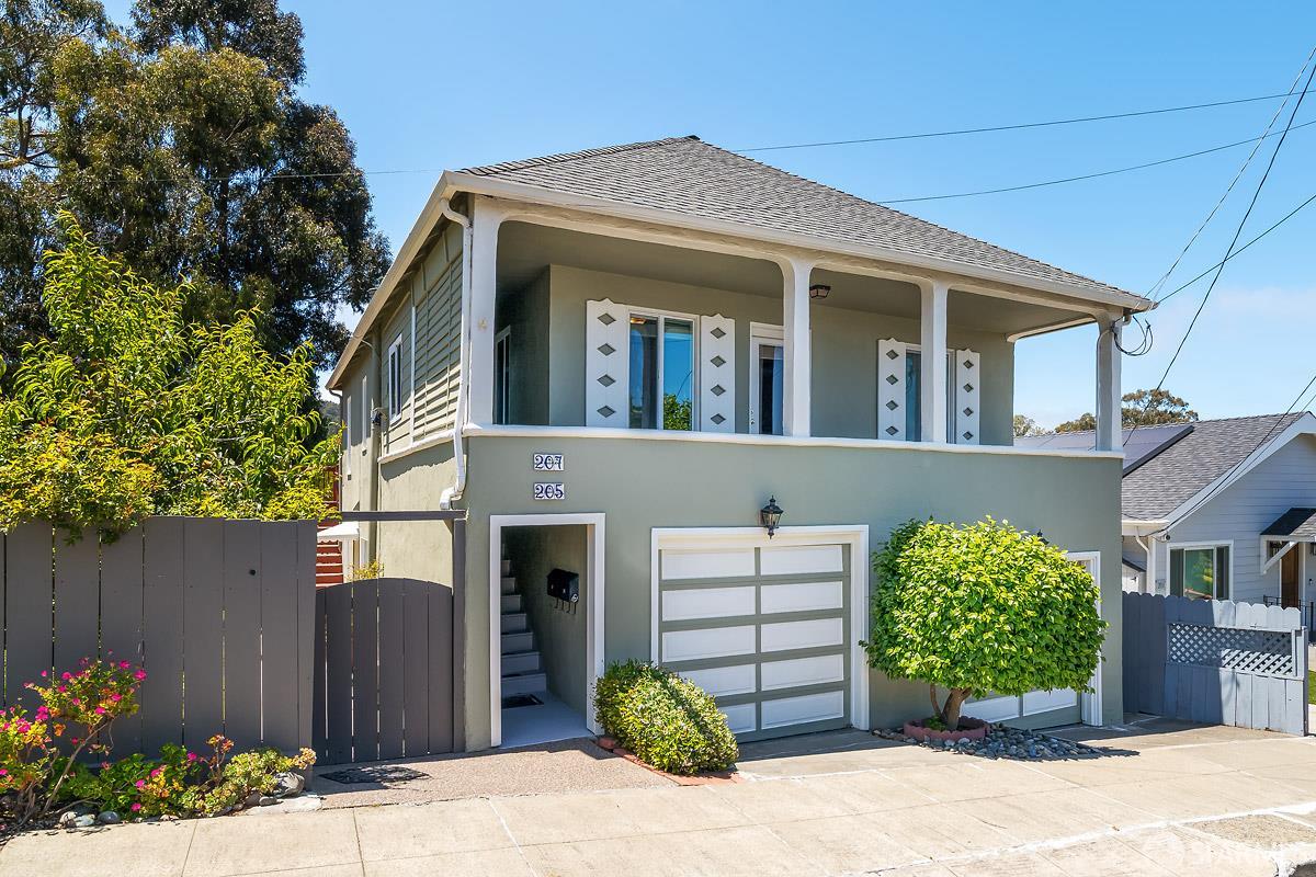 207 Cypress Avenue