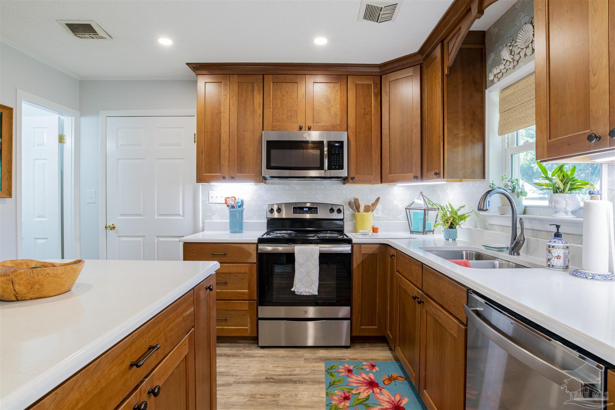 3770 Cherry Laurel Dr