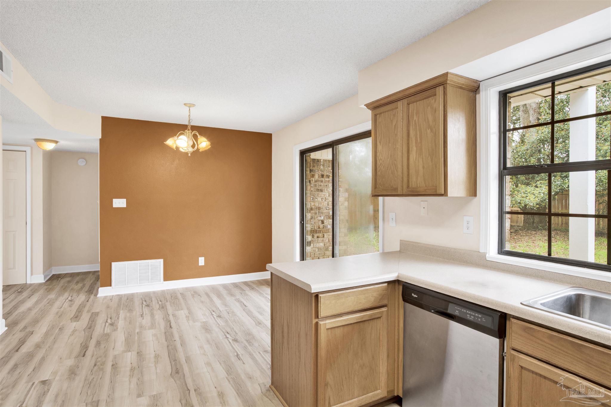 1278 Middlebrook Dr
