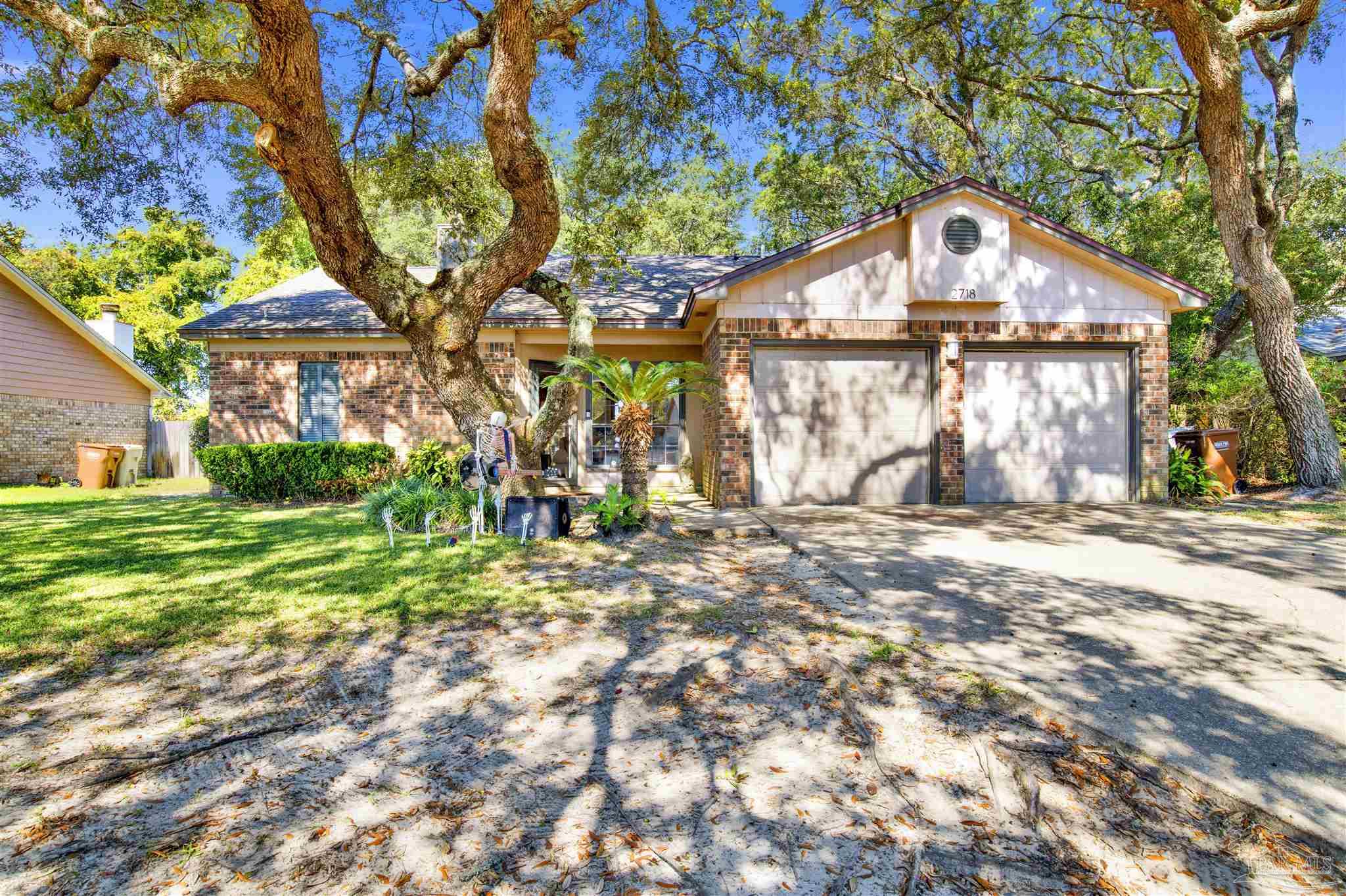 2817 Summertree Ln