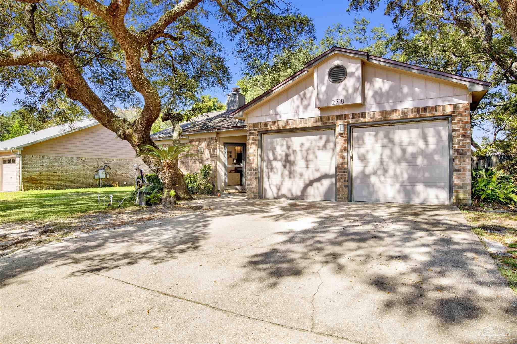 2817 Summertree Ln