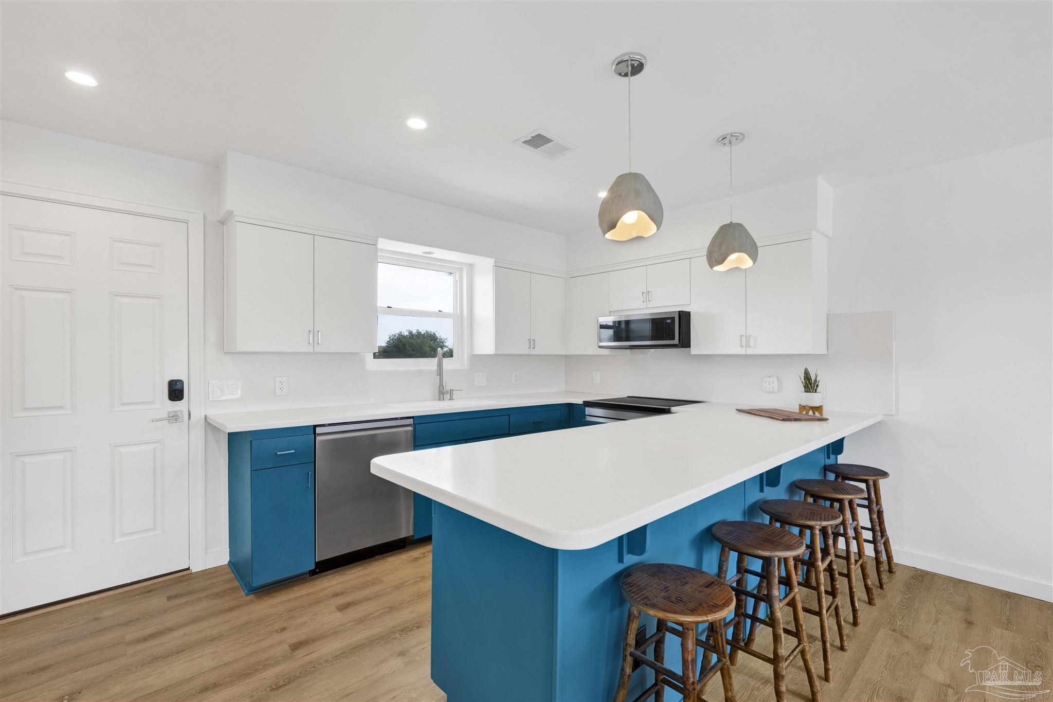 903 Panferio Dr