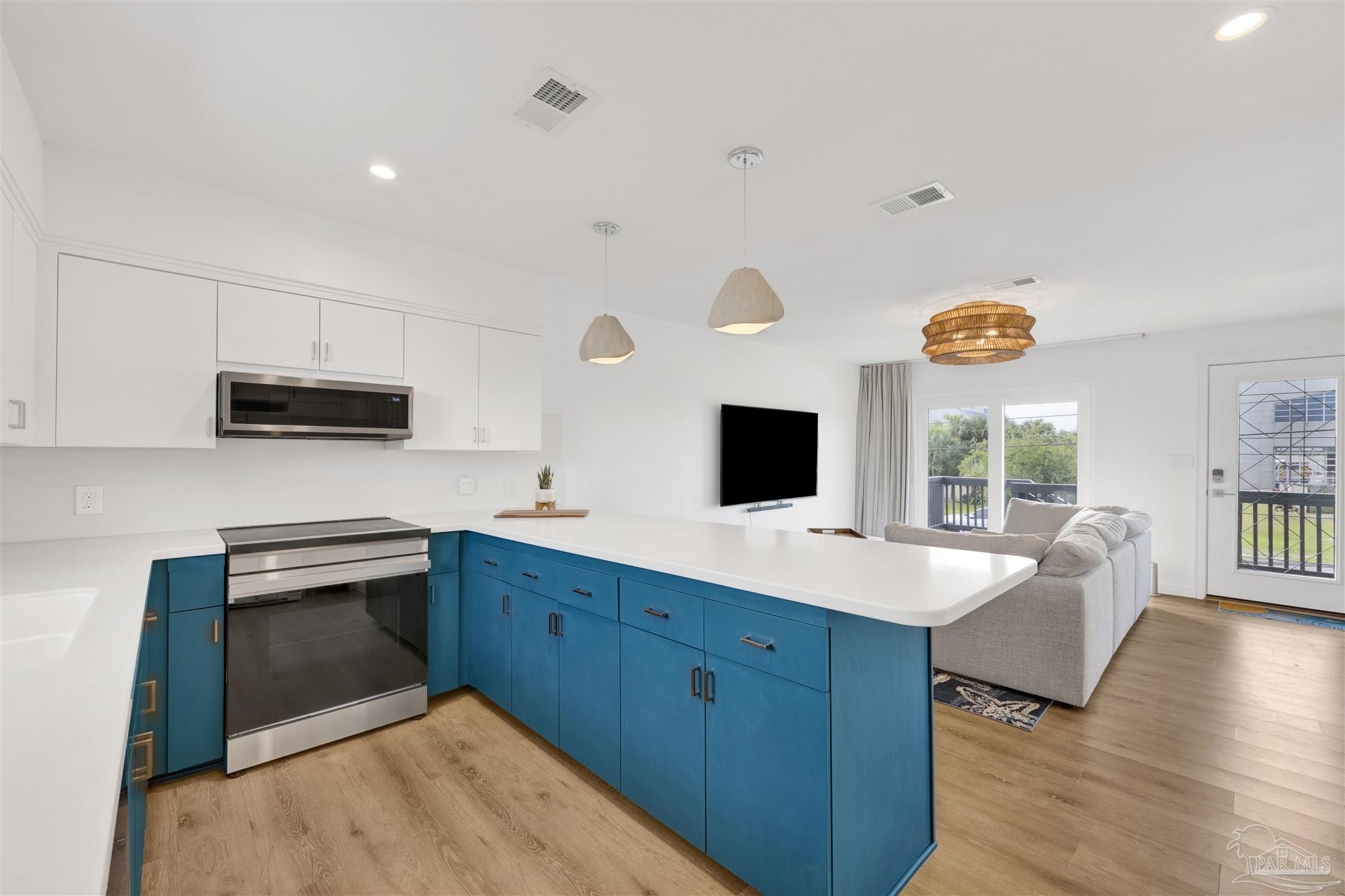 903 Panferio Dr