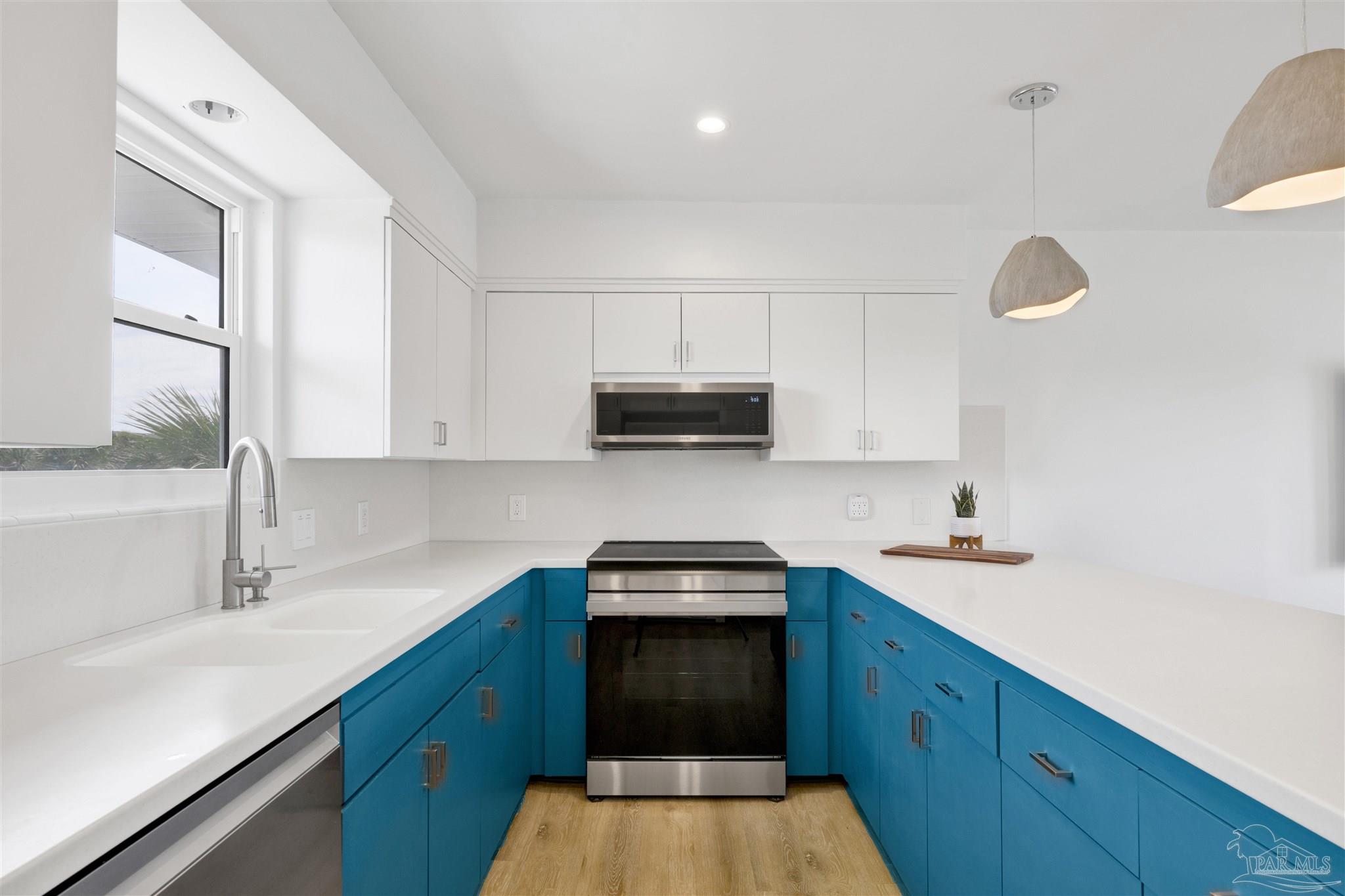 903 Panferio Dr