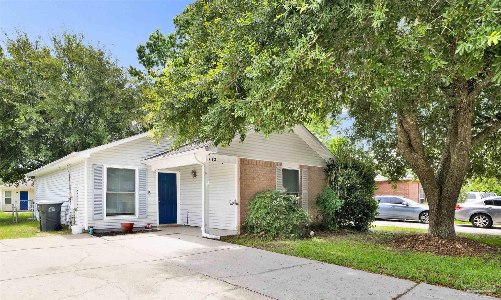 412 Oak Knoll Ln