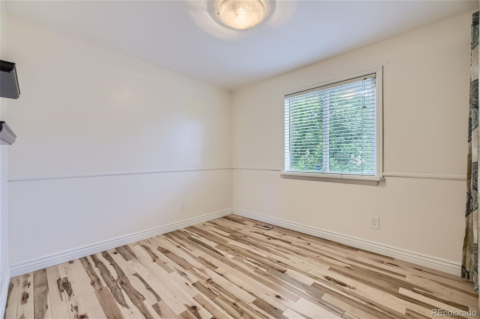 4922 S Field Court