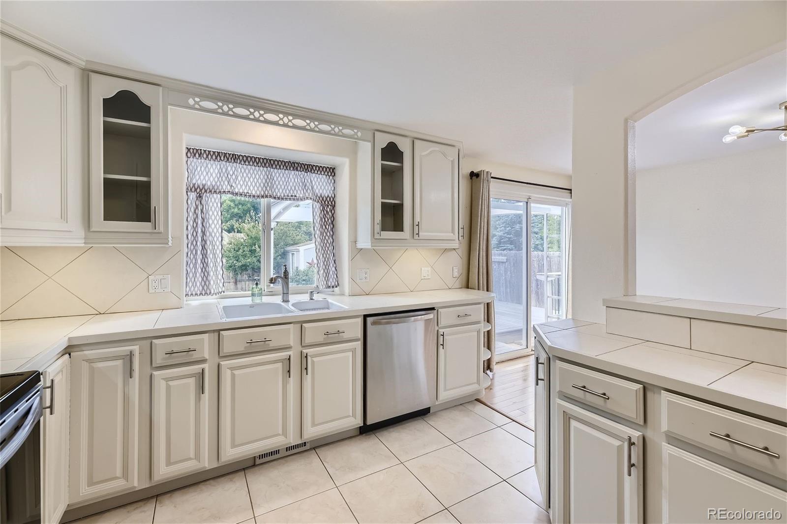 4922 S Field Court