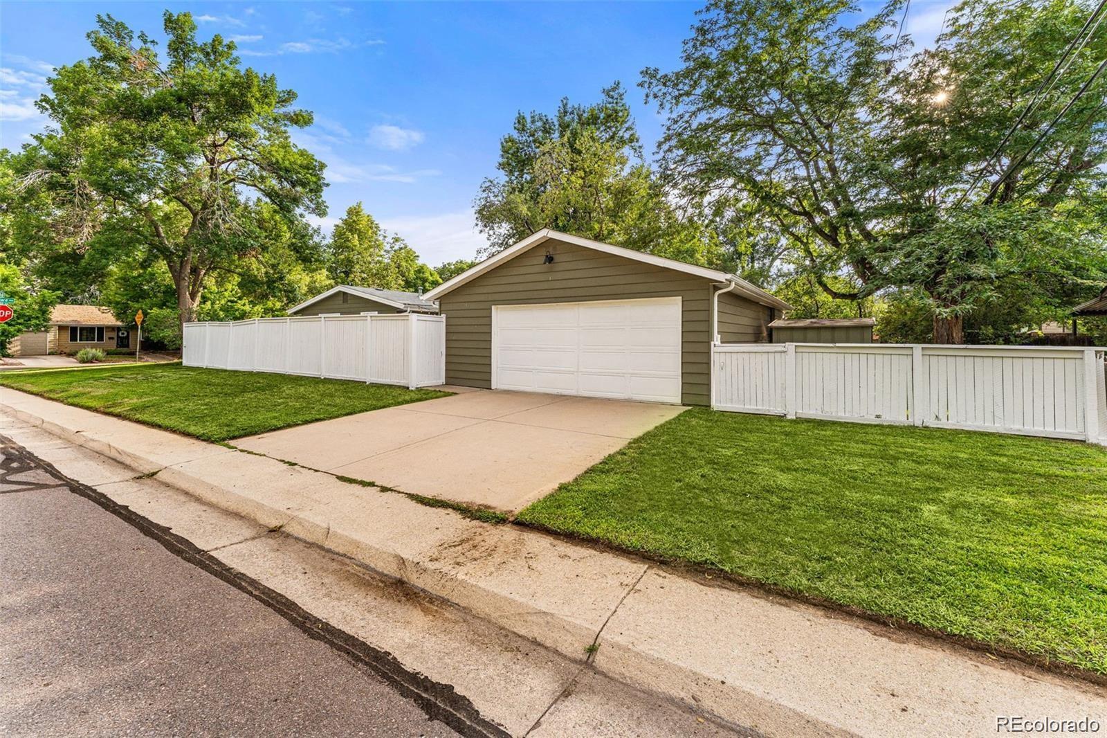 4391 E Harvard Avenue