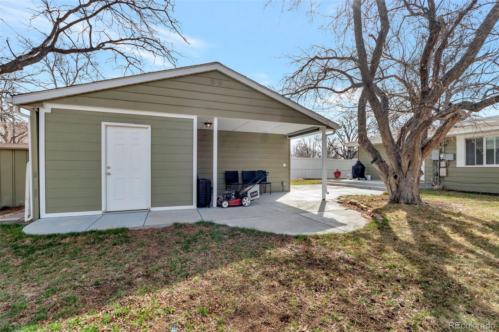 4391 E Harvard Avenue