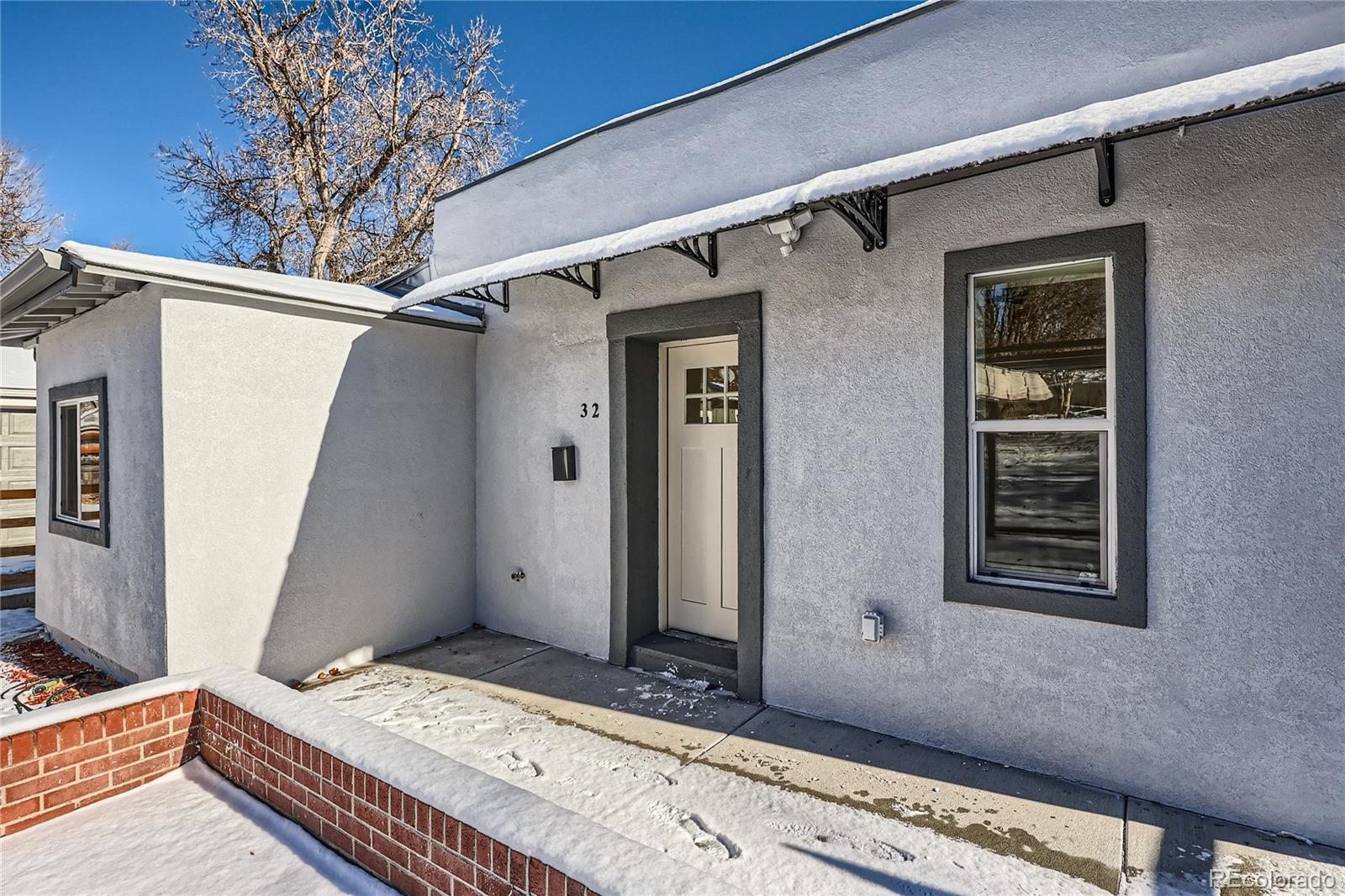 32 Meade Street