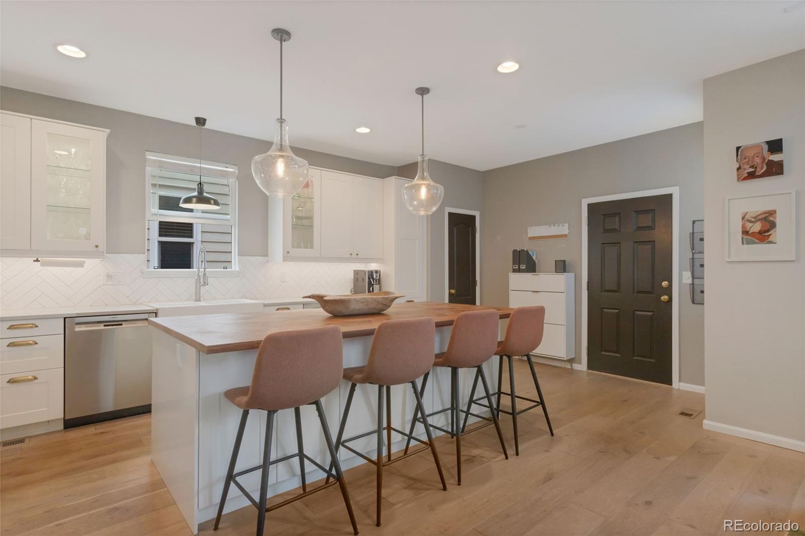 8169 E 28th Place
