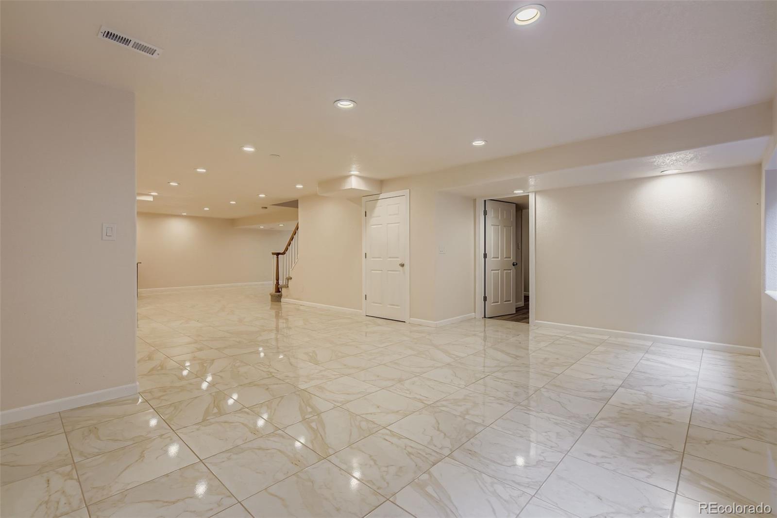3482 S Otis Court