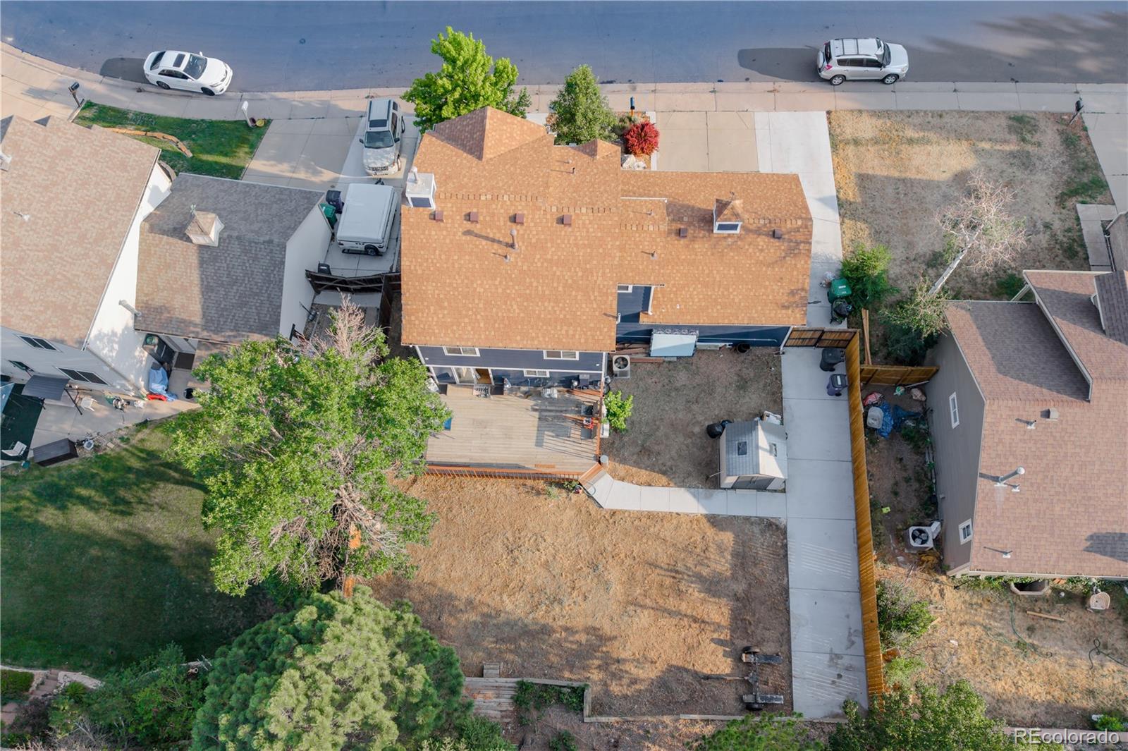 3843 W Temple Place