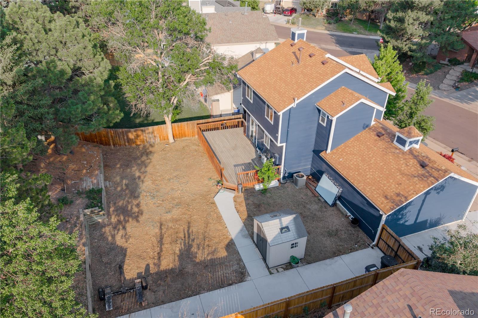 3843 W Temple Place