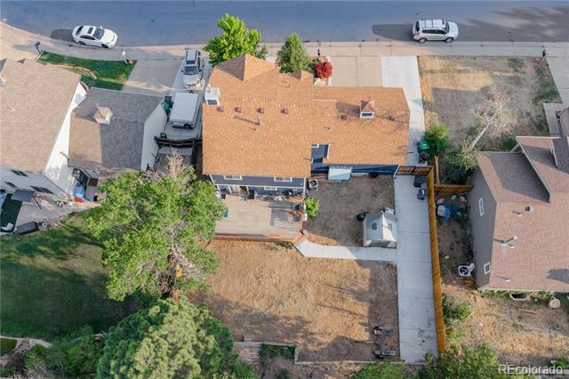 3843 W Temple Place