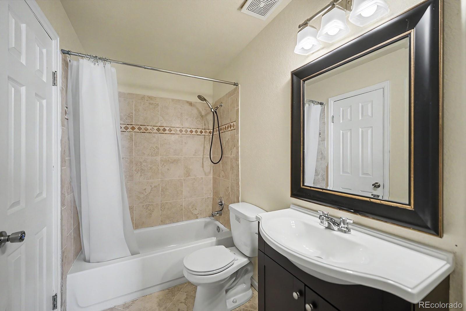 5755 W Atlantic Place Unit: 202
