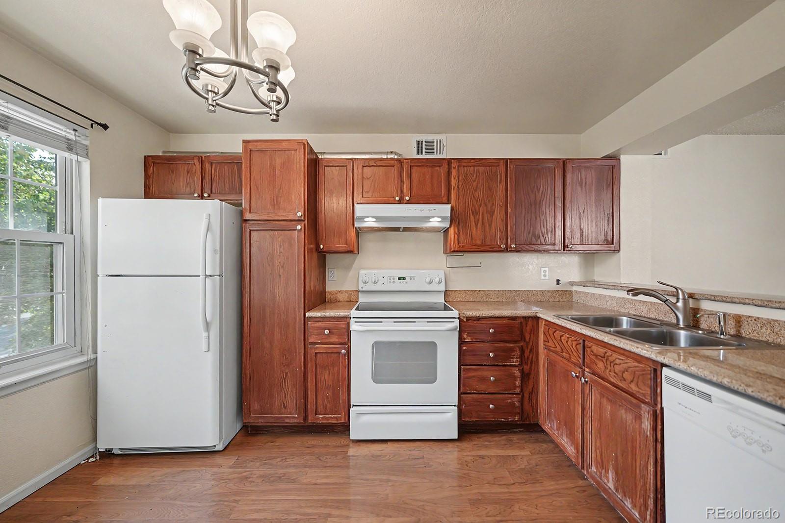 5755 W Atlantic Place Unit: 202