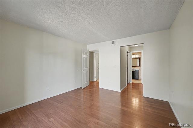 5755 W Atlantic Place Unit: 202