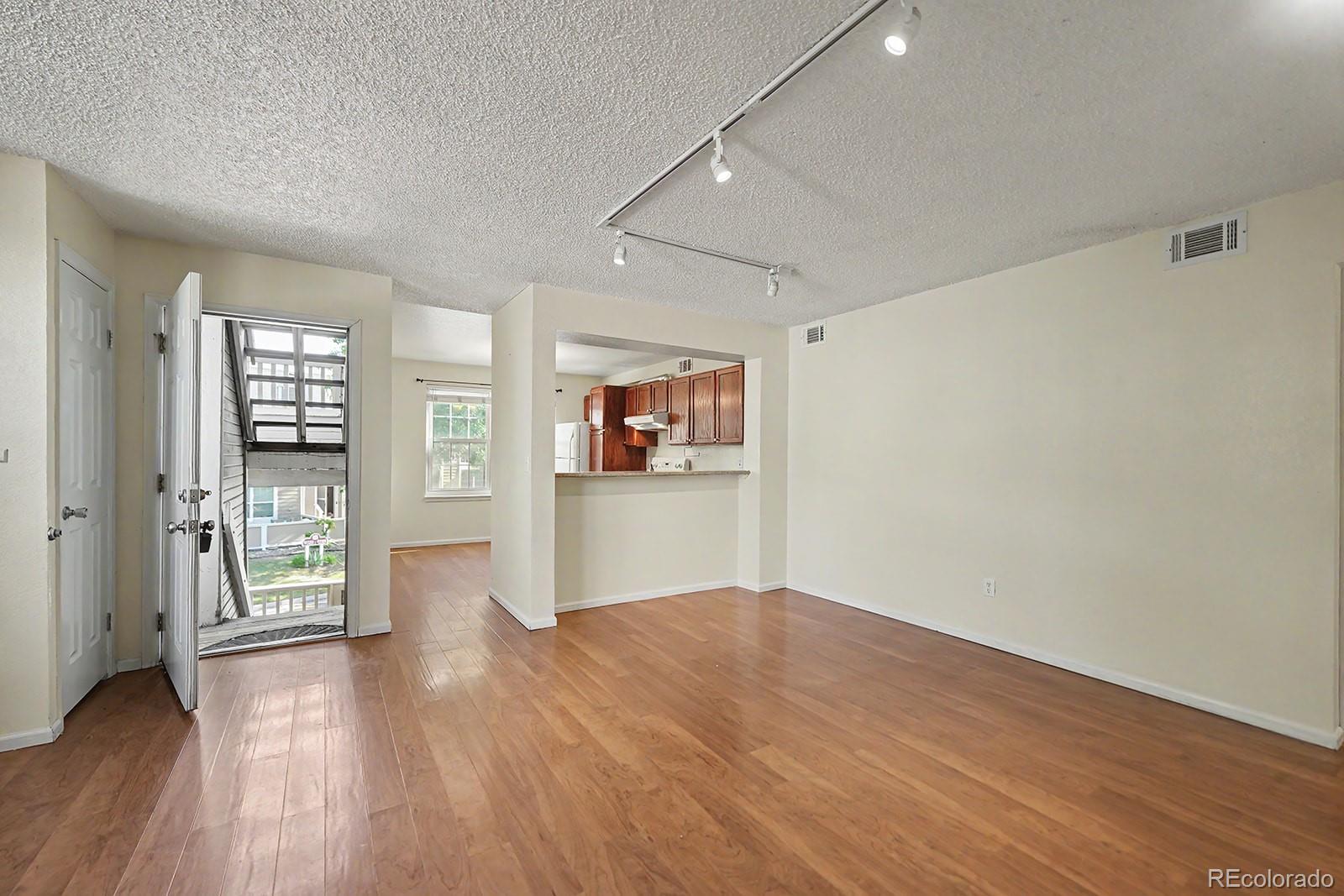 5755 W Atlantic Place Unit: 202