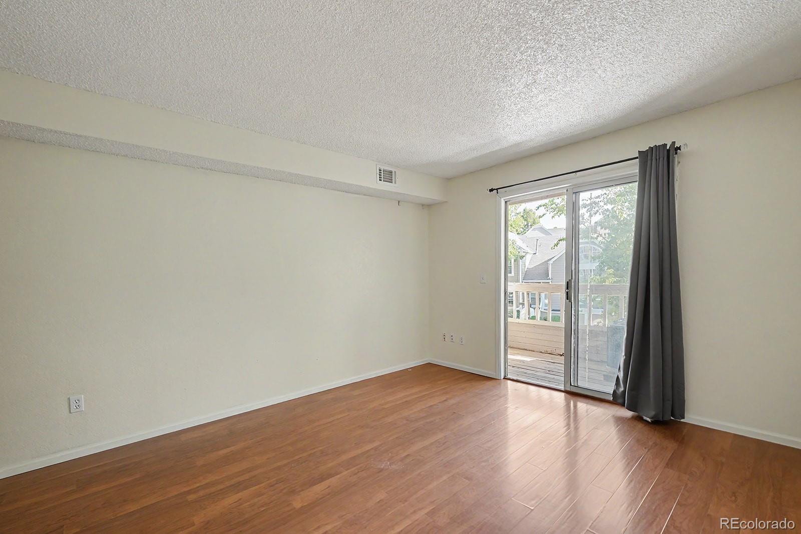 5755 W Atlantic Place Unit: 202