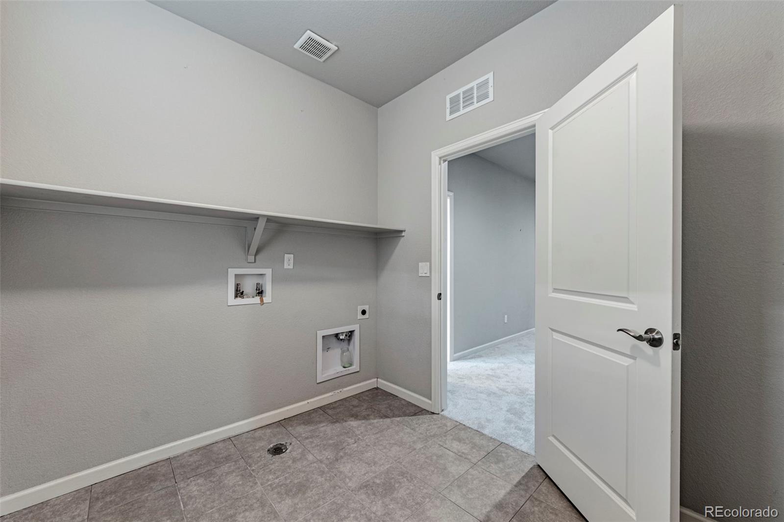 25829 E Calhoun Place