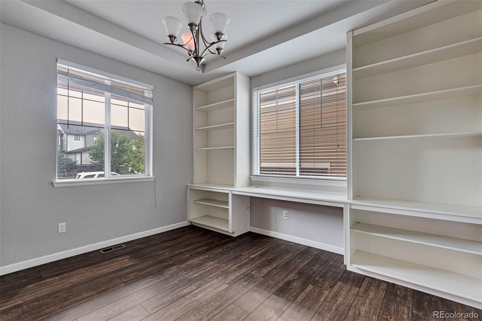 25829 E Calhoun Place