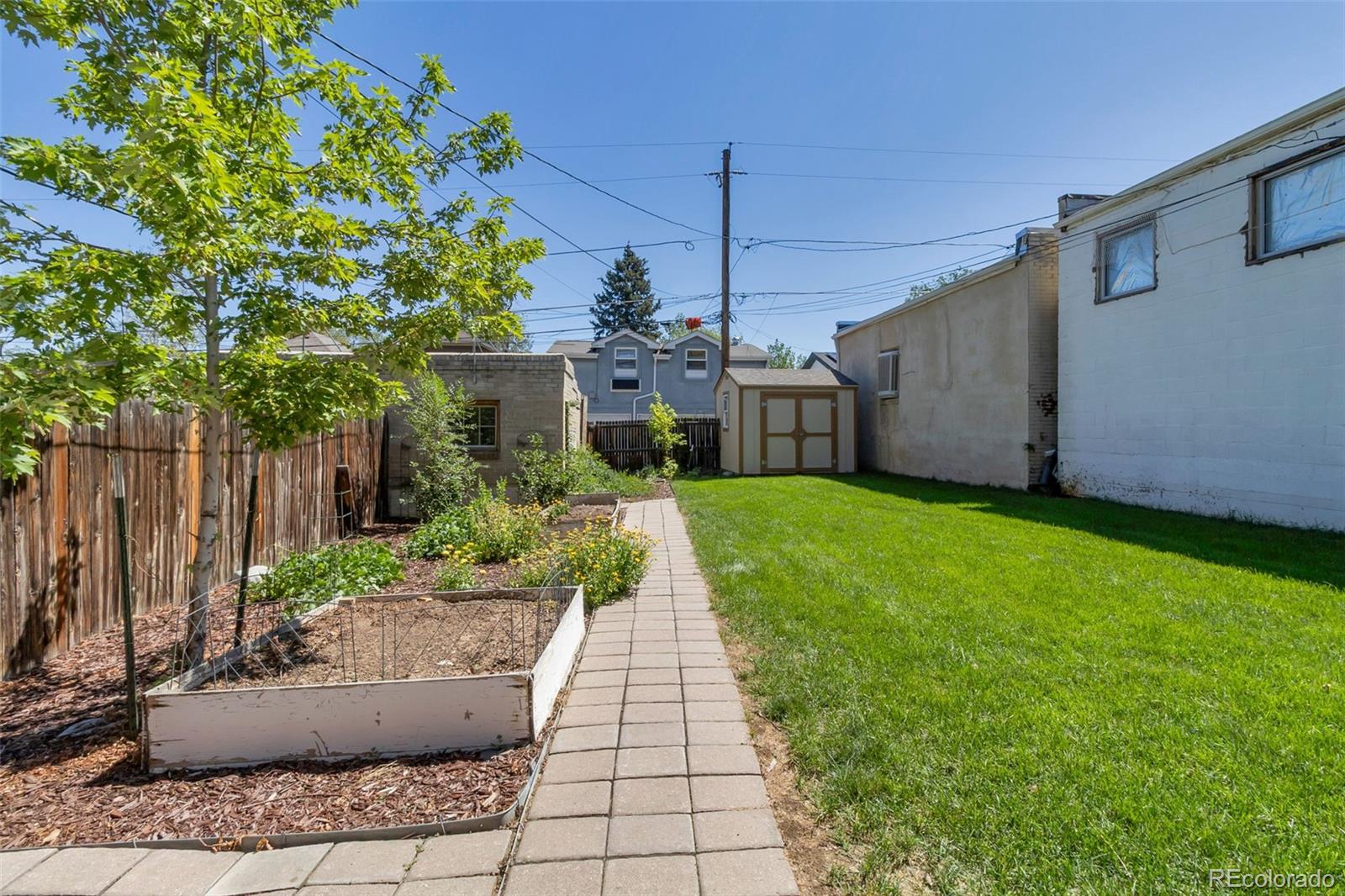2616 N High Street
