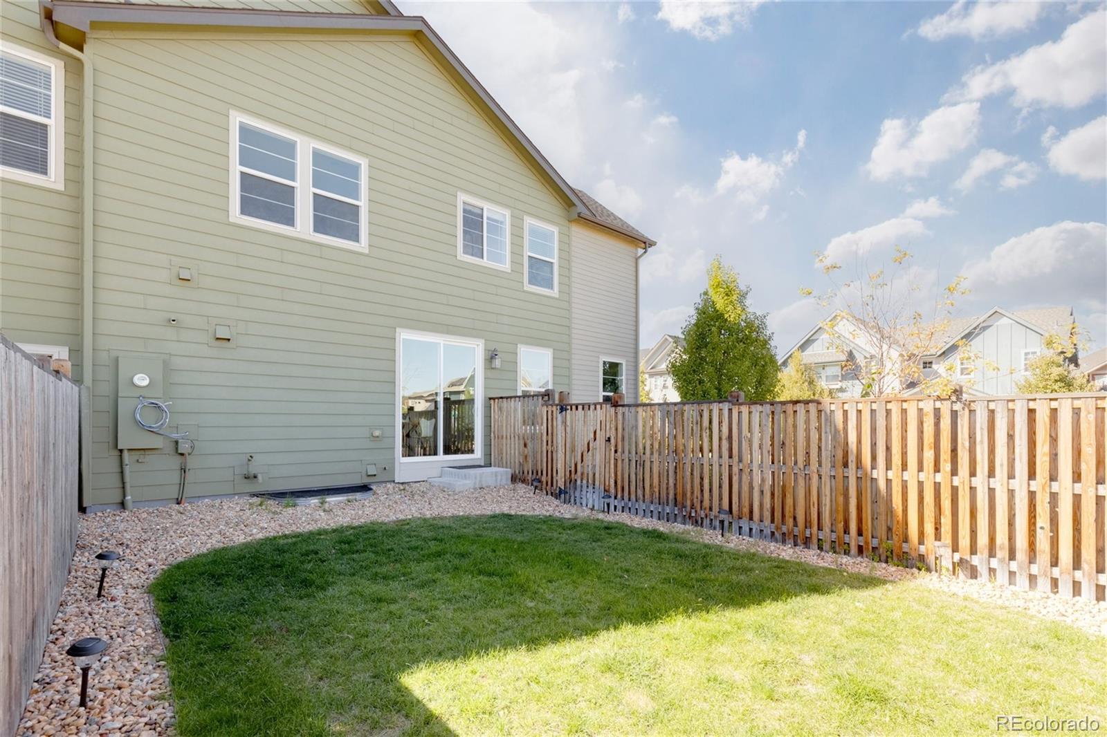 8196 E 53rd Drive