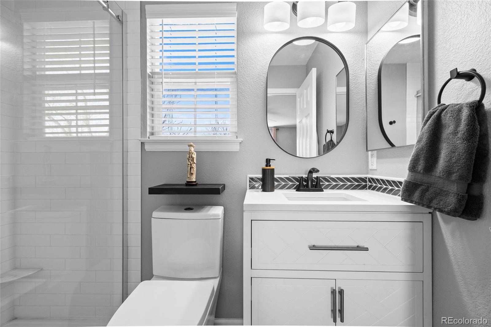 16348 E Phillips Lane