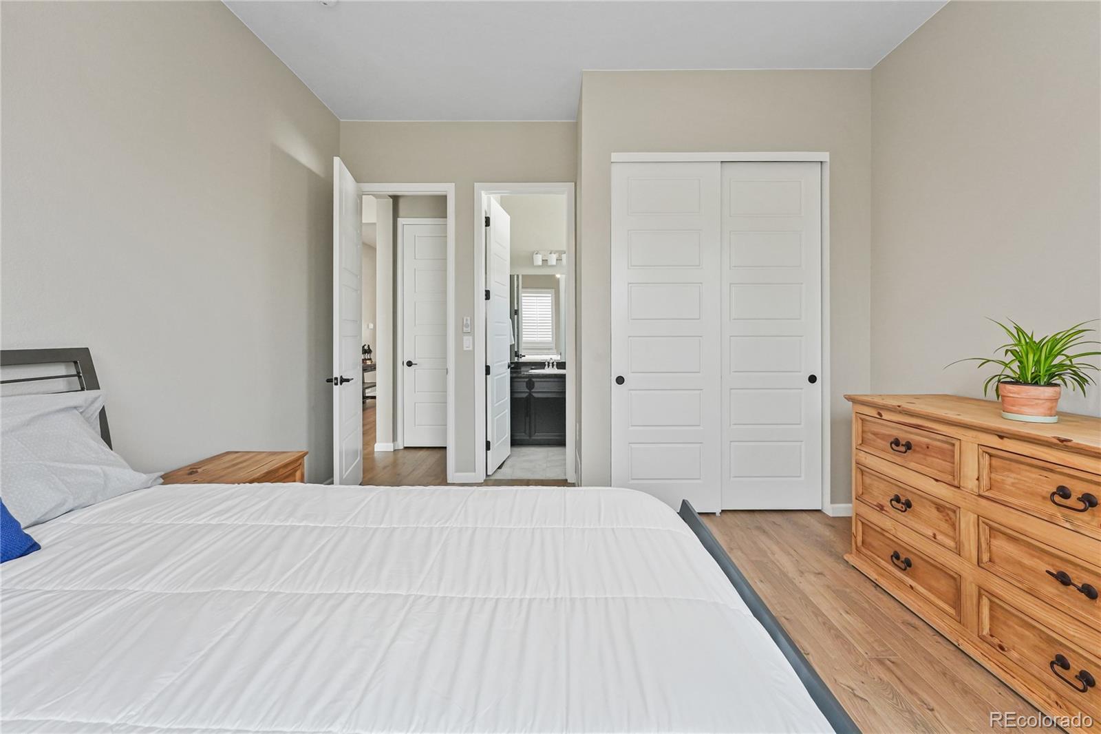 17106 Birds Foot Avenue