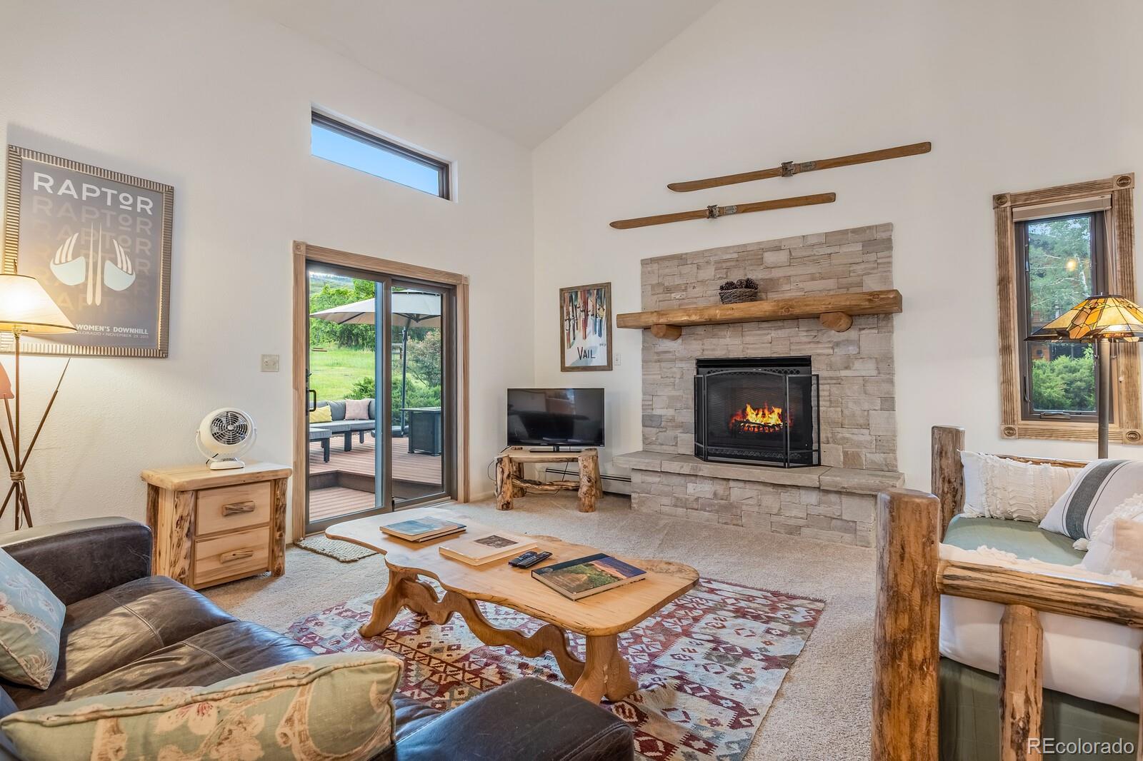 112 W Sunlight Court