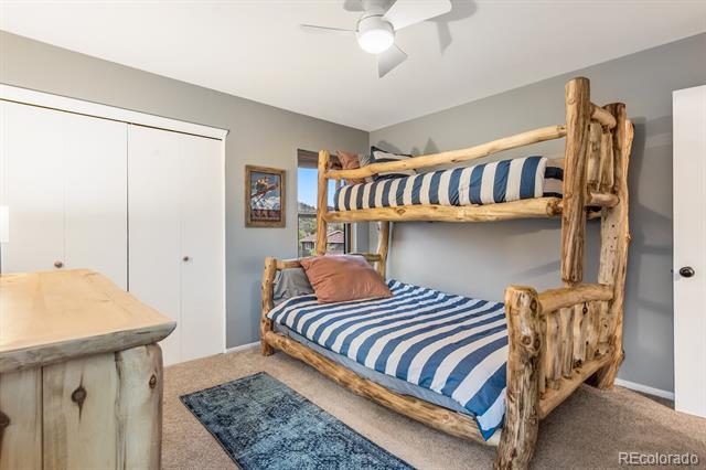 112 W Sunlight Court