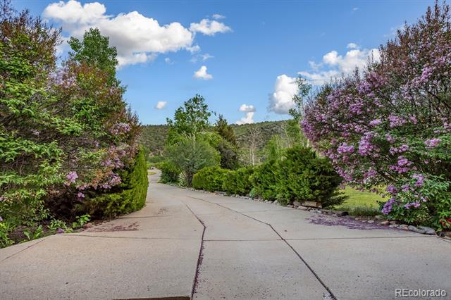 112 W Sunlight Court