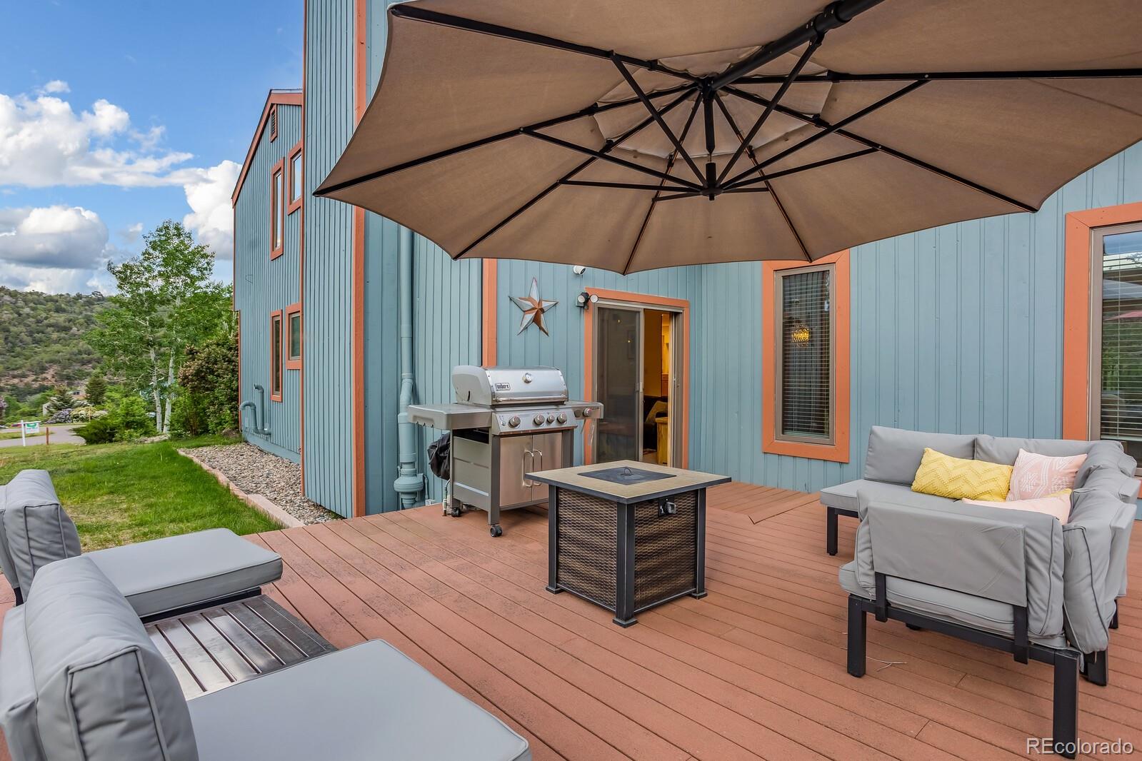 112 W Sunlight Court