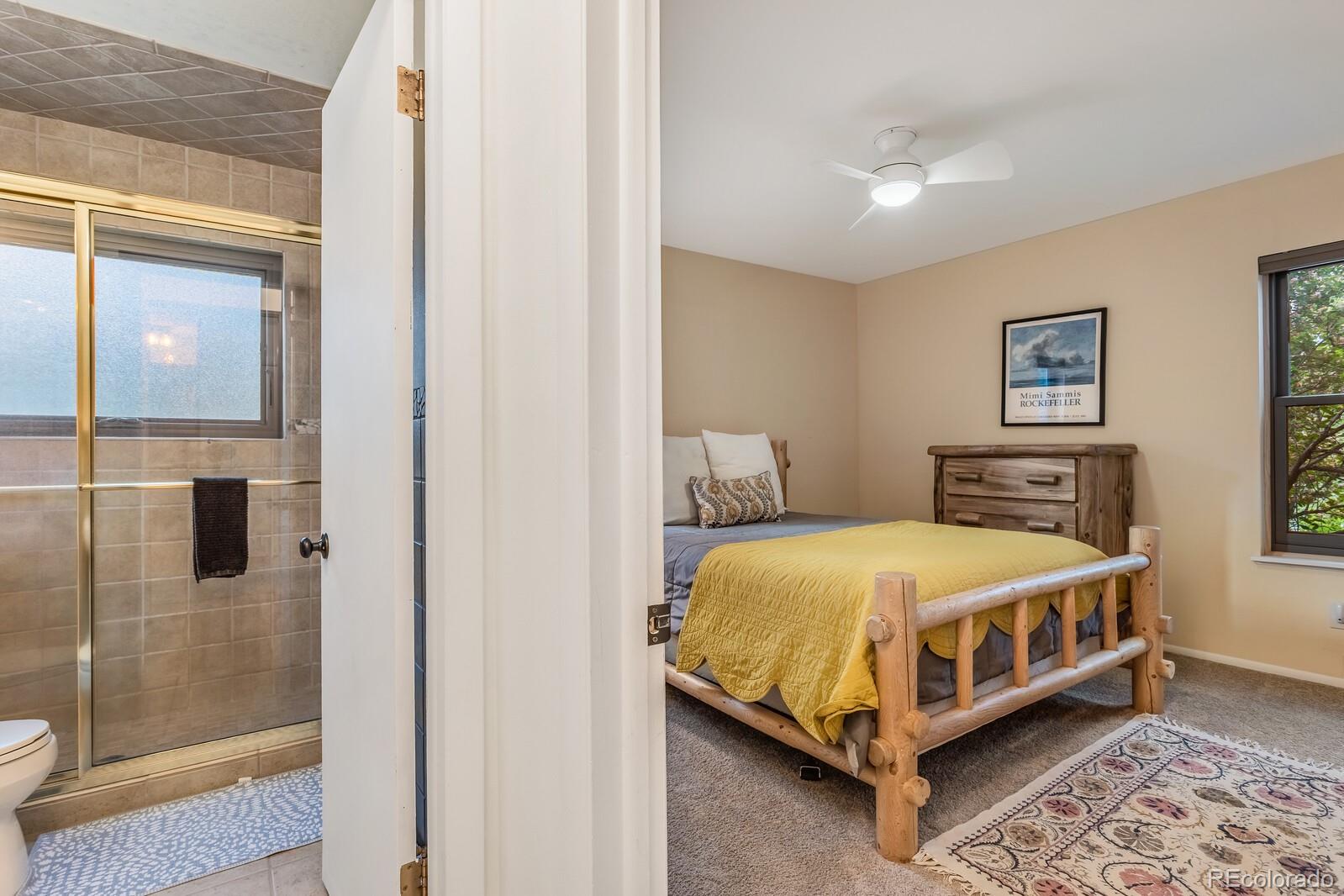 112 W Sunlight Court